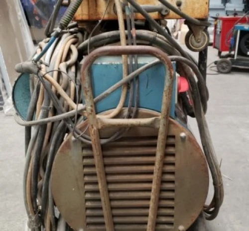 1. Equipo de soldar  KD 004-T