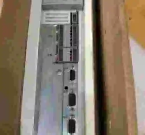 2. Lenze EVs 9322-es variador frecuencia 33.9322se.2e.21 (NUEVO)