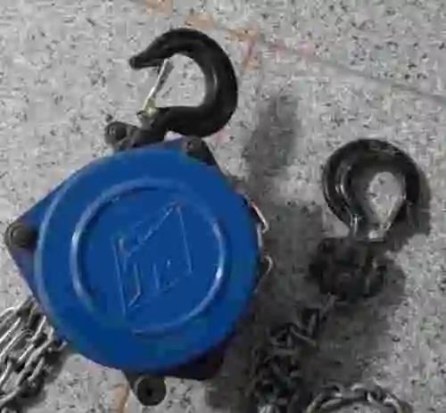 2. Polipasto manual de cadena TRALIFT 500kg