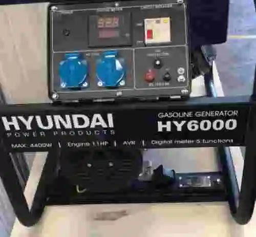 6. GENERADOR HYUNDAI GASOLINA 3000 RPM HY6000