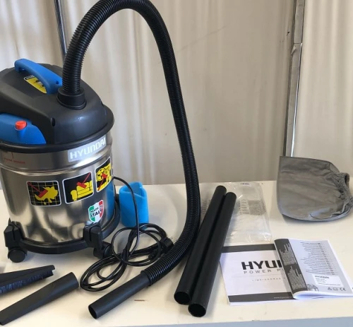 6. ASPIRADOR DE POLVO Y LIQUIDOS HYUNDAI HYV120