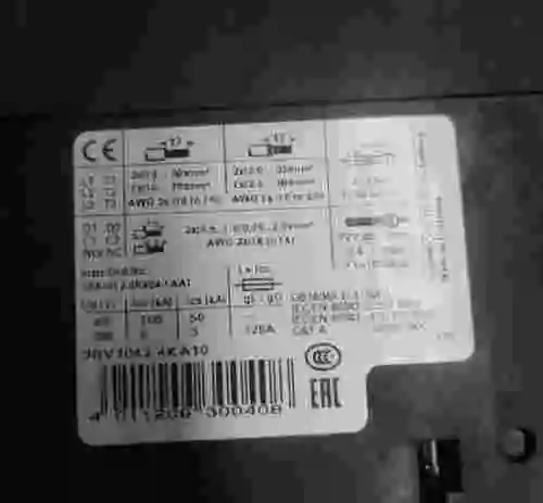 3. SIEMENS 3RV1042-4KA10 INTERRUPTOR NUVO EN CAJA