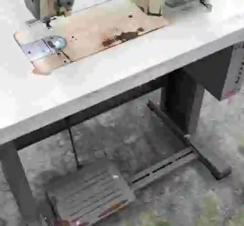 5. MAQUINA DE COSER PFAFF 1053