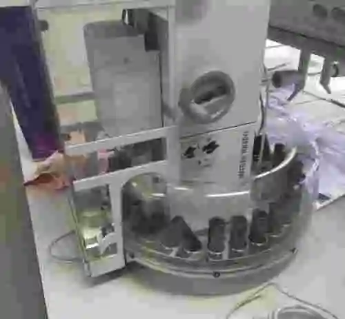 7. DISPENSADOR DE BIOMASA METTLER TOLEDO  XPE204