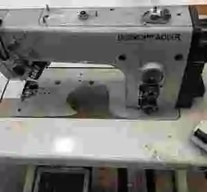 MAQUINA DE COSER DURKOPP ADLER AG