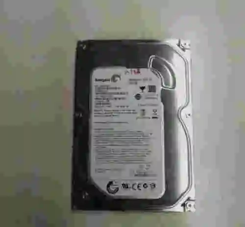 1. DISCO DURO INTERNO HDD SEAGATE ST3500413AS 500MG 32MG 7200RPM SATA III
