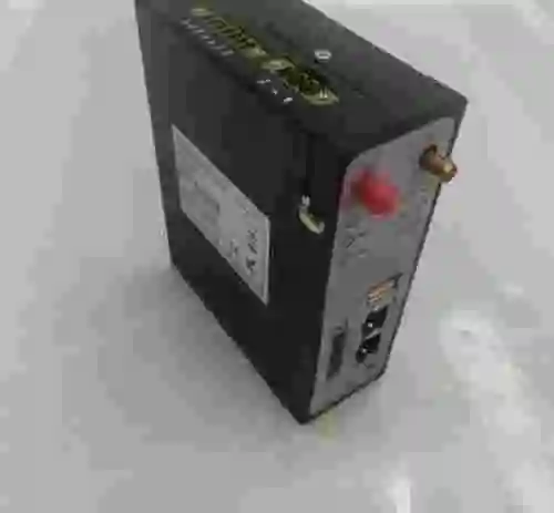 2. ROBUSTEL R3000-3P ROUTER NUEVO SIN CAJA