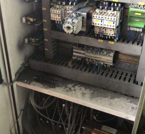 10. Tronzadora de doble cabezal MECAL SW453