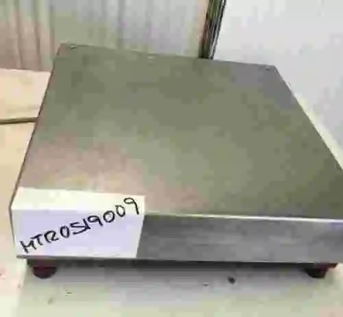 6. Bascula sobremesa Inox  de 40x40 cm con visor DIBAL