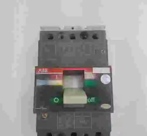 5. ABB TMAX T1N 160 80A USADO