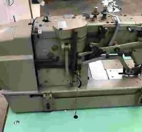 4. MAQUINA DE COSER JUKI LBH-762