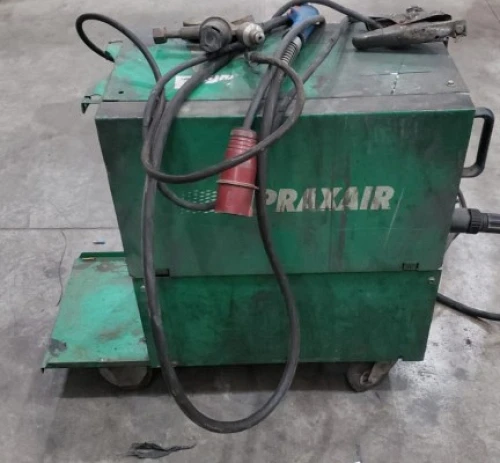 4. Equipo de soldar PRAXAIR compact-320