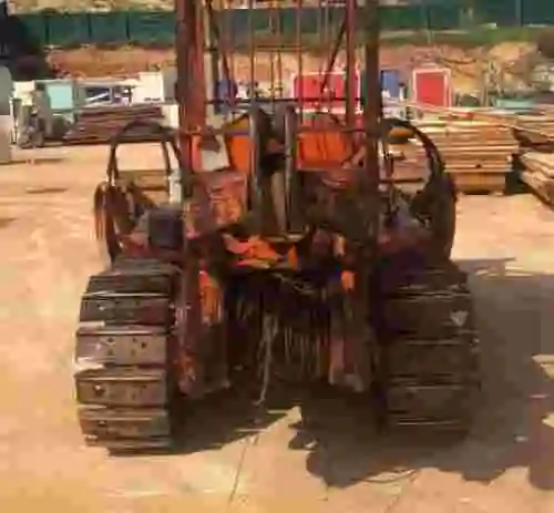 4. Tractor FIAT 805C con pala y  bobinador HYSTER D4 52152