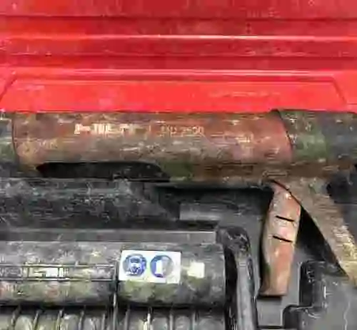 10. CARGADORA DE TORNILLOS HILTI + PISTOLAS APLICADORAS DE RESINAS