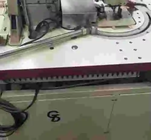 3. Máquina de coser SUNSTAR KM-506-7S