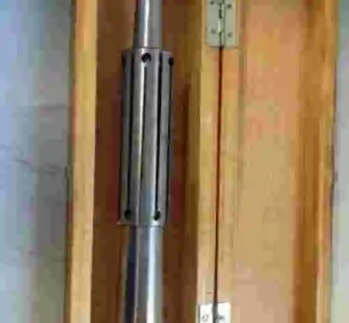 1. Eje de mecanizado para torno LAIP 25-33