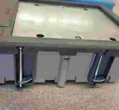 3. CAJA SUELO SIMON 52050003-035