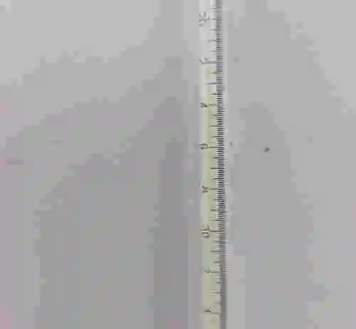 3. TERMOMETRO VWR / PRECISION THERMOMETER -1ºC - 101ºC