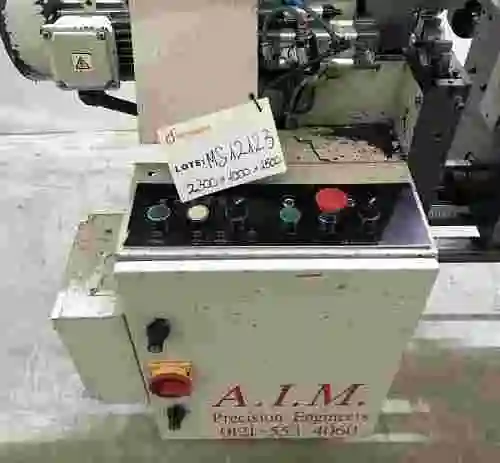 11. MÁQUINA PARA MECANIZADO DE TUBOS Y BARRAS MARCA MOJ MODELO DOUBLEMATIC 25