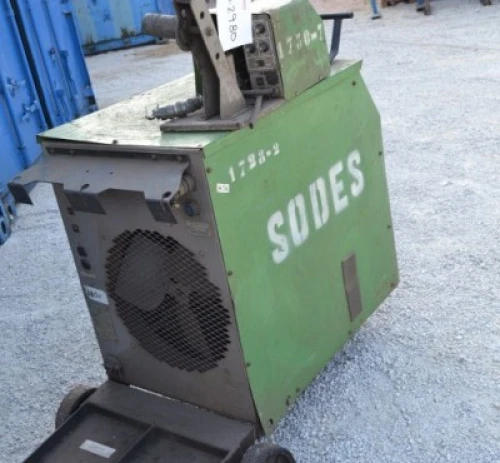 3. MAQUINA SOLDAR DE HILO ESAB