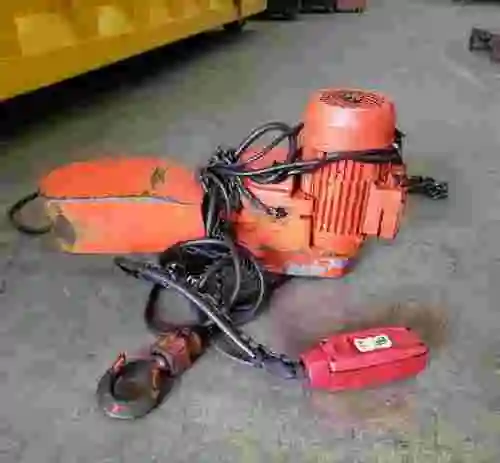 1. Polipasto eléctrico AMENÁBAR 250kg