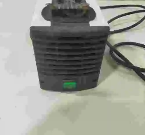 2. BOMBA VACIO VWR / PM20405-86