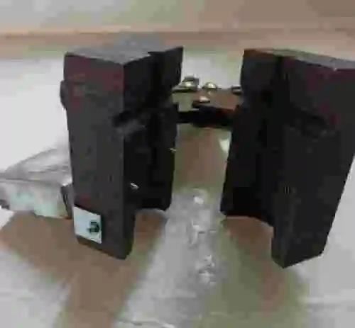 4. MOLDE PARA SOLDADURA EXOTERMICA KLK WELD CC-TV 95/95 + PINZAS