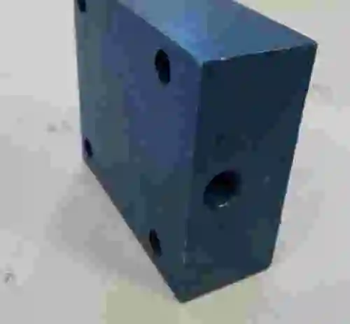 2. Cilindro neumático FESTO AV-63-10-C