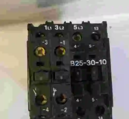 3. Contactor trifásico BBC B25-30-10
