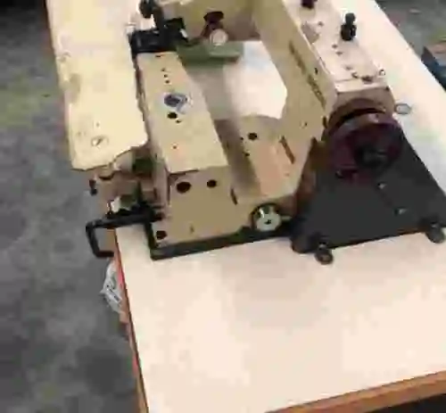4. MAQUINA DE COSER MAUSER SPEZIAL