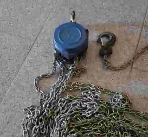 2. Polipasto manual de cadena TRALIFT 500kg