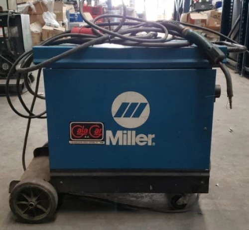 4. Equipo de soldar MILLER compactblu 243