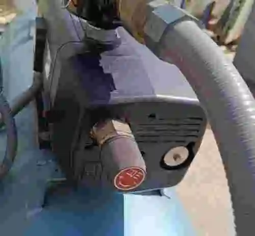 2. BOMBA DE VACIO BUSCH SV 1040 C 000 INXX