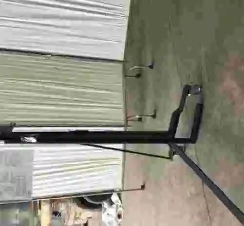 5. Soporte Universal movil para pizarra digital con brazo para proyector.