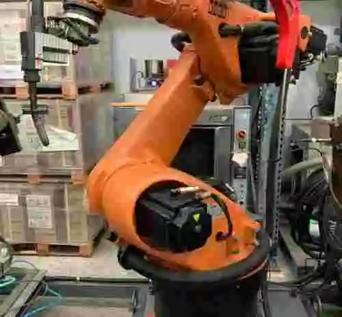 11. Plataforma Robot de Soldadura