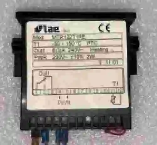 2. TERMOSTATO ENFSRIADOR LAE MTR12
