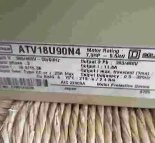 4. Variador TELEMECANIQUE ALTIVAR 18 ATV18U90N4
