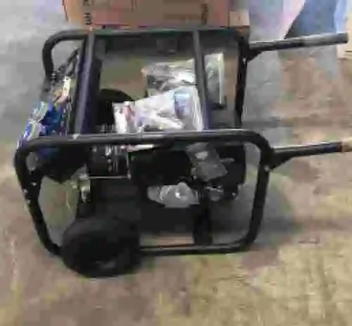 4. GENERADOR HYUNADI GASOLINA 3000 RPM CON RUEDAS HY9000K