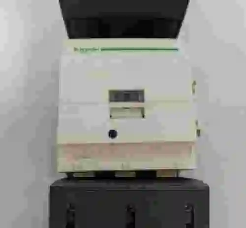 5. SCHNEIDER ELECTRIC CONTACTOR LC1 D150F7 NUEVO EN CAJA