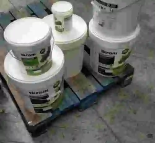 1. LOTE DE PINTURA NATURAL CON GRAFENO TKROM