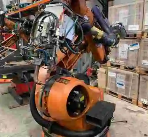 4. Robot Kuka