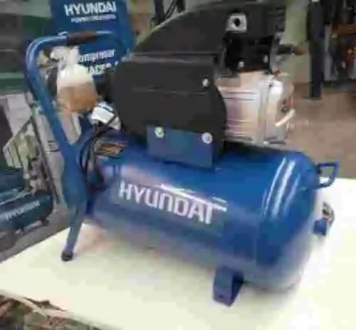 5. Nuevo Compresor de aire a presión de 2cv, 50 litros, 8 bar.