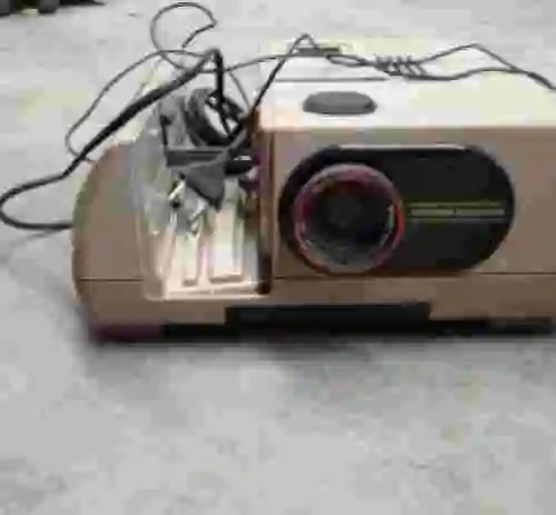 4. Braun proyector de diapositivas paximat multimag 5025 AF-S Super paxon 1:2,8/85m