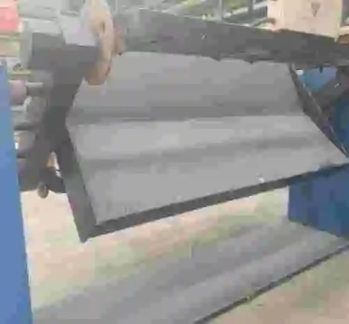 5. Robot con mesa volteadora MOTOMAN YR-HP20