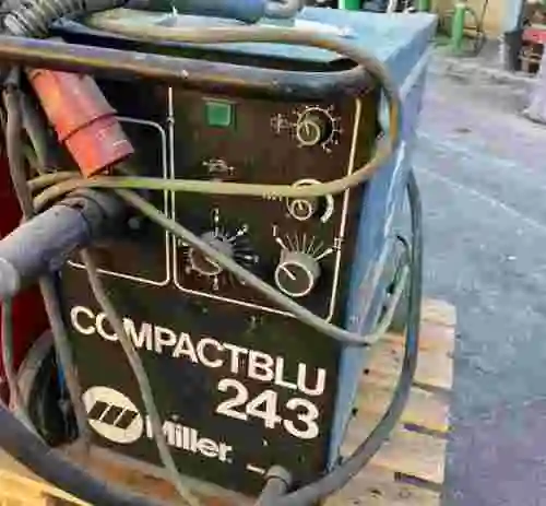 6. Equipo de soldadura MILLER COMPACTBLU 243