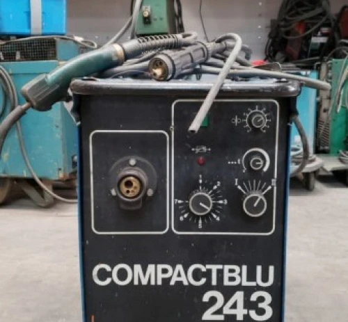 1. Equipo de soldar MILLER compactblu 243