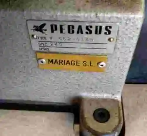 3. Maquina de coser PEGASUS W562-01AB