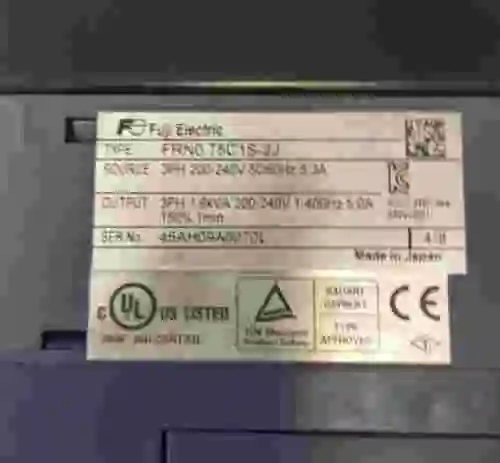 3. Variador de frecuencia FUJI FRN0.75C1S-2J