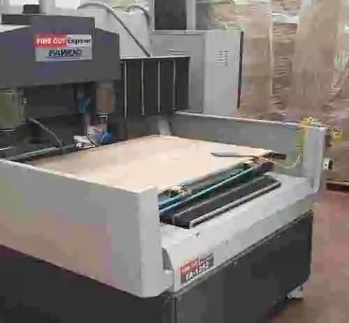 2. Fresadora CNC FA 1252