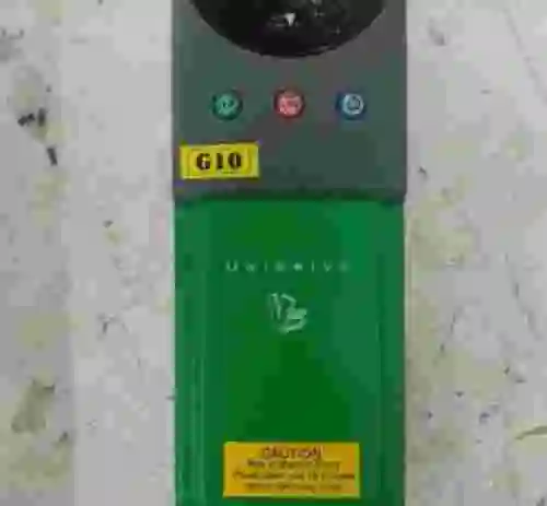 1. UNI1401 | Técnicas de control Unidrive 0.75kW AC Drive